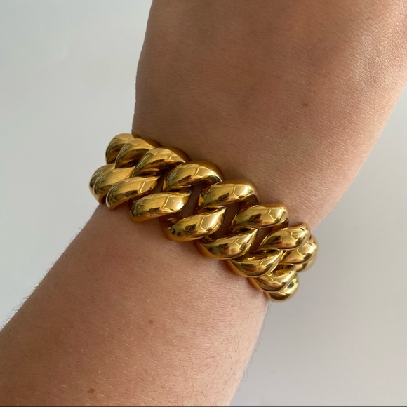 Vintage Monet gold tone braided link bracelet